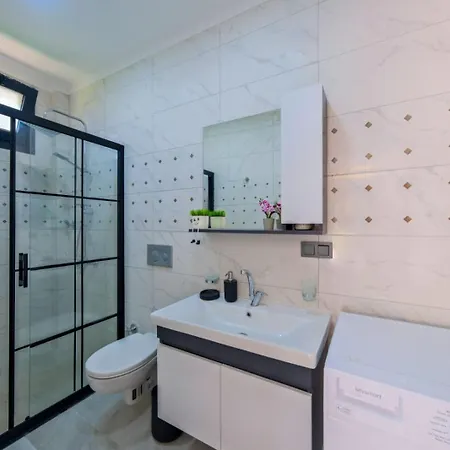 Otel Kizil 4*